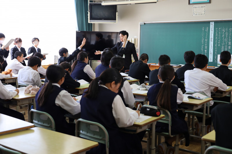 241572fc-f531-49b6-8306-b1776dfc9785