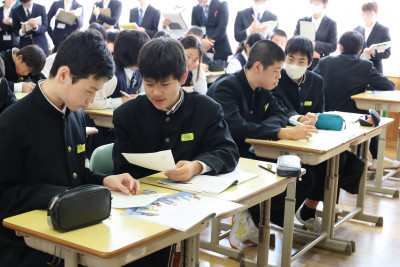 0e7a8691-121d-494b-8f09-4959e4656bcd